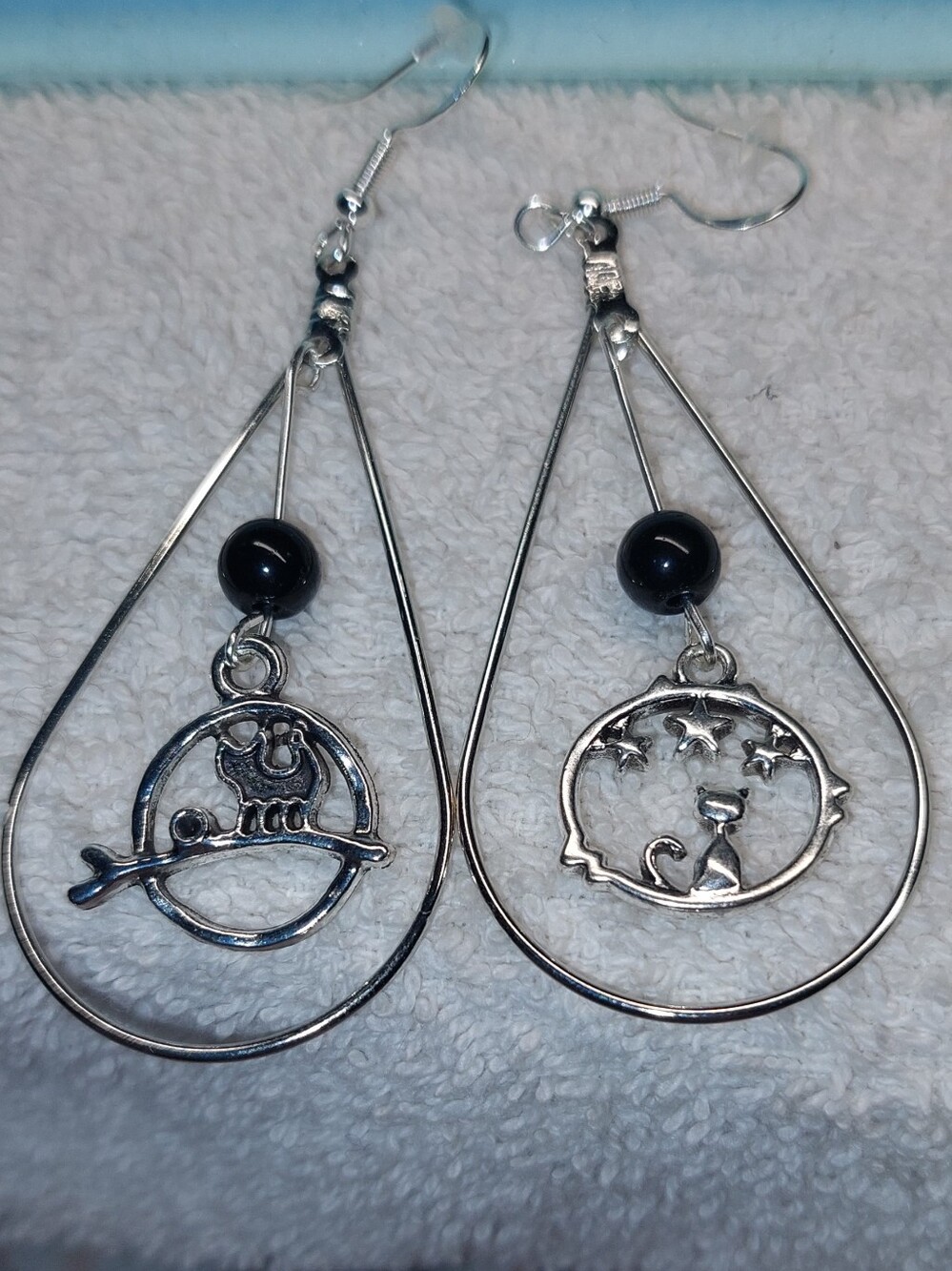 Handmade hoop 925 Earrings With Black Glass Bead And Cat Charms